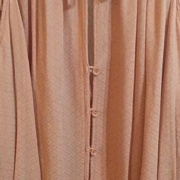 Timing - Pale Pink Cold Shoulder with Buttons S - Picture 5 of 7